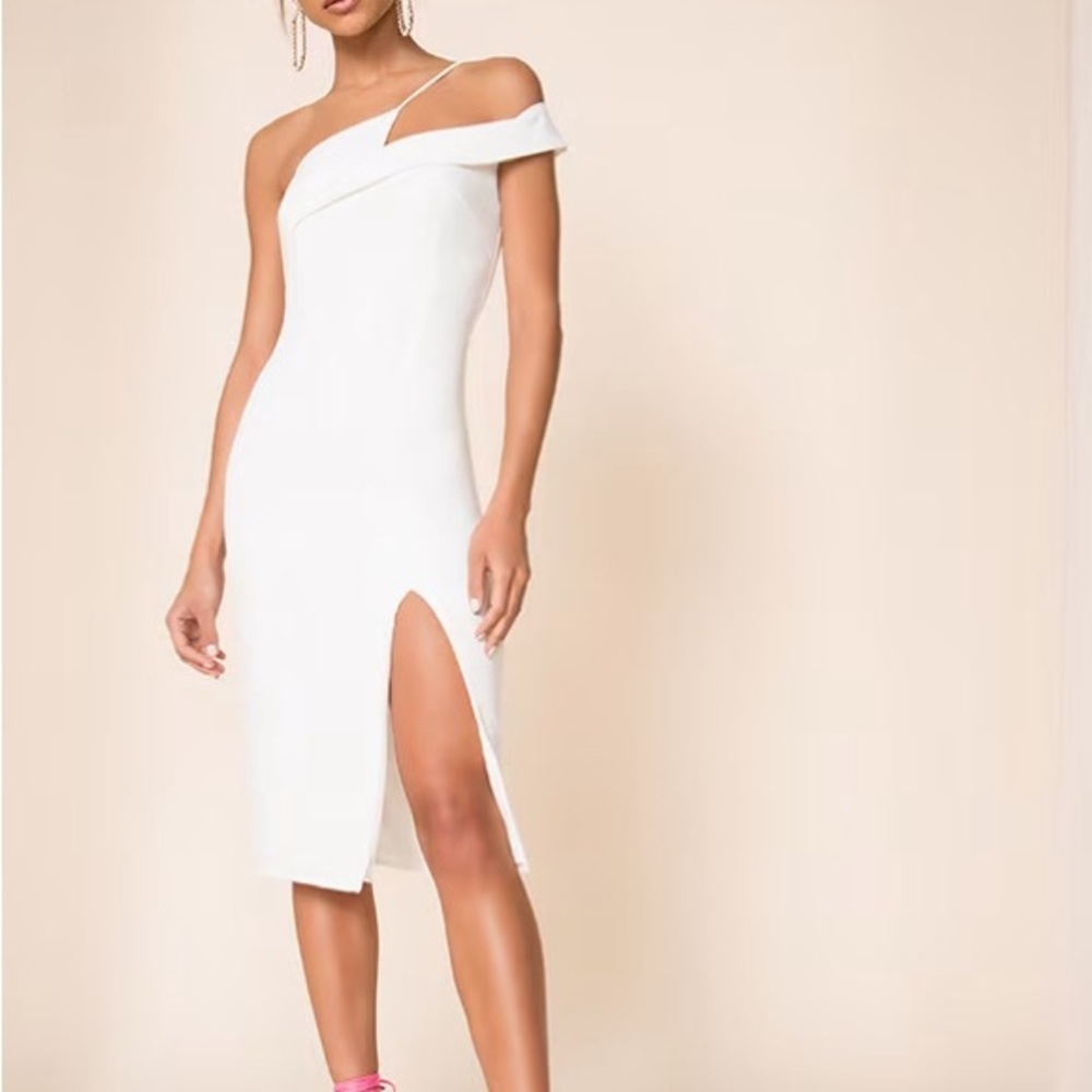 SUPERDOWN: Jillian Asymmetric Midi Dress